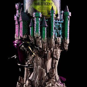 NWT Maleficent Dragon Castle Pedestal